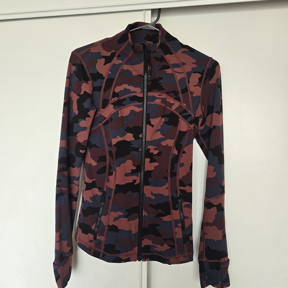 Lululemon Define - Picture 2 of 10